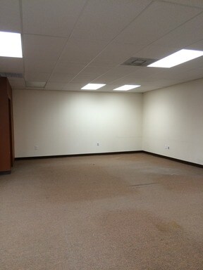 Primary Photo - 320 Kitty Hawk Rd
