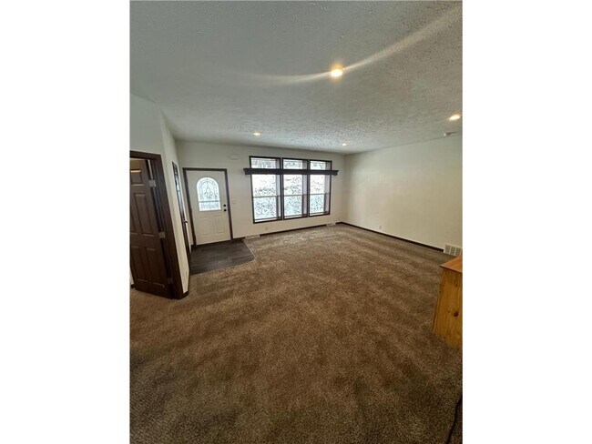 Foto del edificio - 2519 Arrowwood Rd