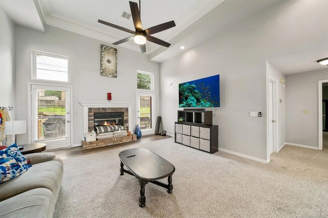 Building Photo - 5557 E 77th St