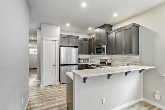 Building Photo - 6314 SE 87th Ave