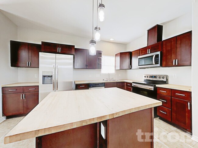 Foto del edificio - 21223 Cherry Canyon Ln