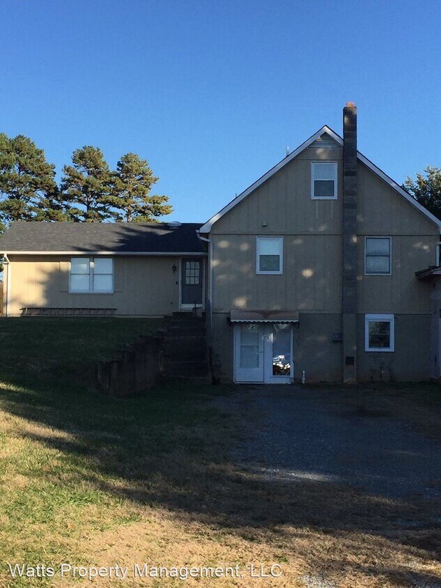 Primary Photo - 1 br, 1 bath House - 319 B Greenhouse