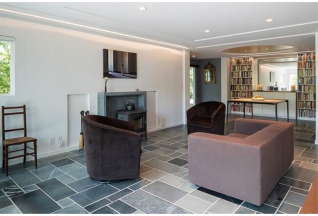 Foto del edificio - 205 2nd St NW