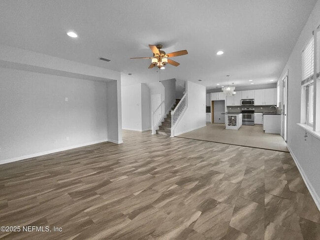 Building Photo - 3124 Hidden Lake Cove