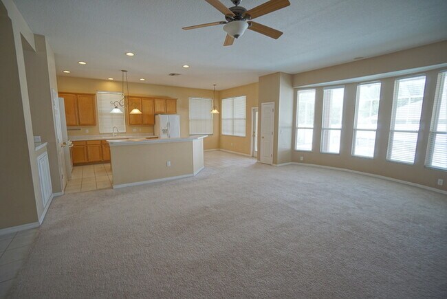 Building Photo - 4-Bed, 3-Bath, 3-Car Garage Pool Home in R...