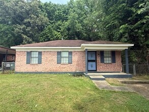 Building Photo - 3608 Hicky St