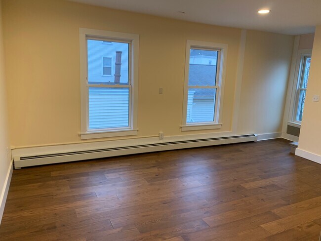 living - 32 Washington Ave