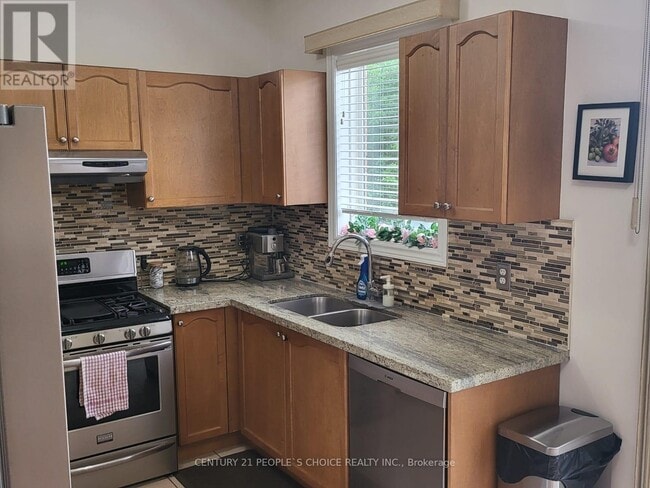 Building Photo - 5658 Freshwater Dr