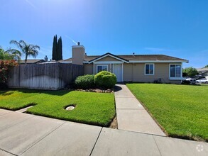 Building Photo - 354 Bradley Dr