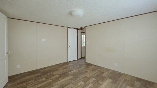 Building Photo - 1160 Sioux Swamp Dr