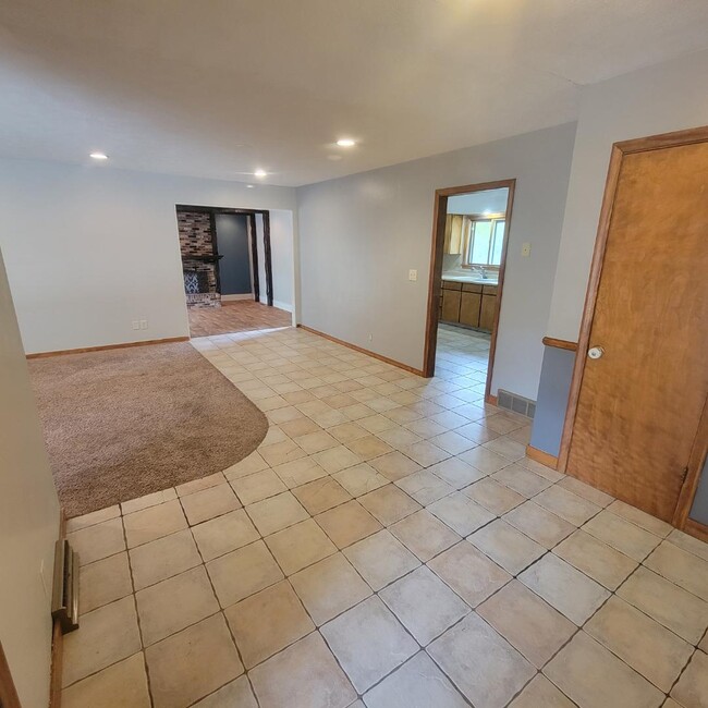 Foto del edificio - 925 Madison St