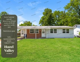 Building Photo - 1140 Lees Ln