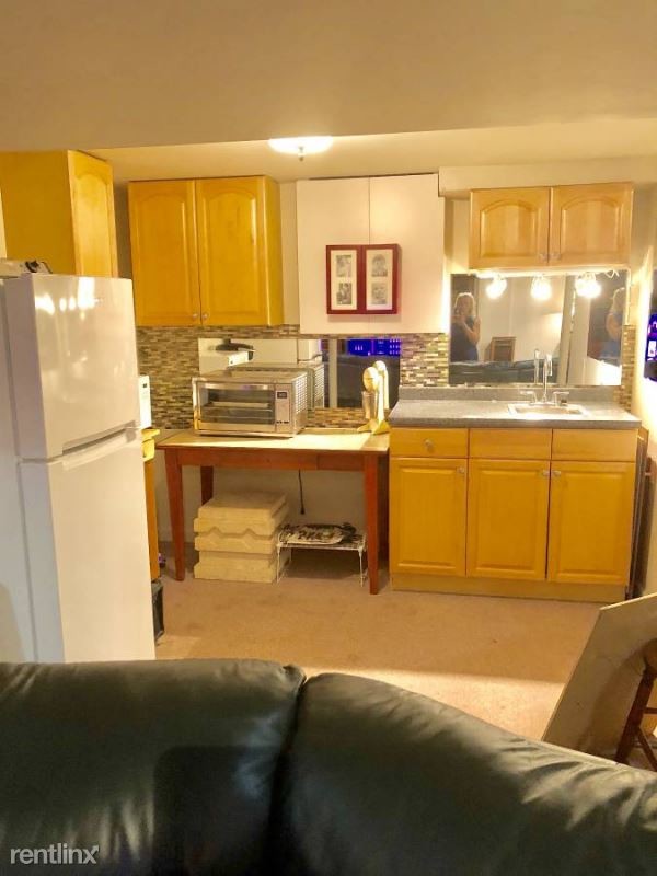 Building Photo - 1 br, 1 bath Apartment - M15 and Waldon