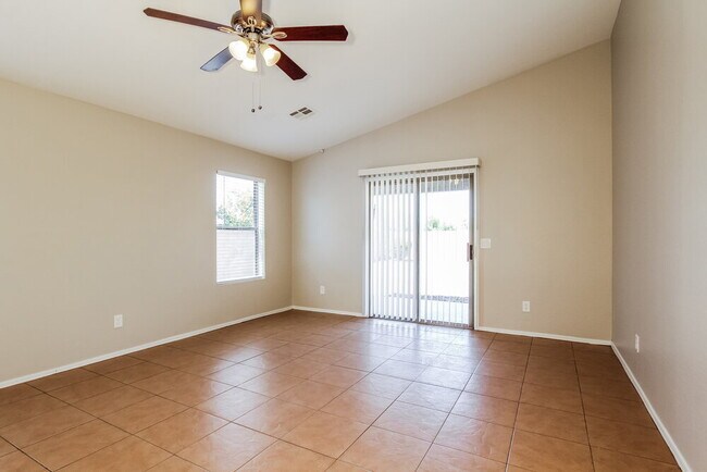 Foto del edificio - 1840 S 106th Ln