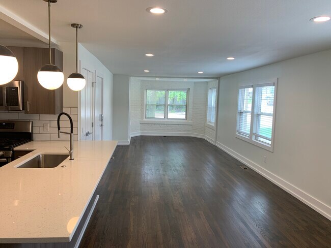 Building Photo - 4311 Roanoke Pky