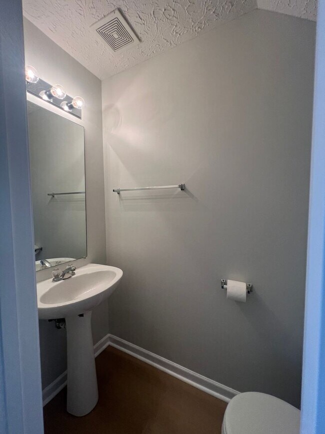 Foto del edificio - 1407 Pleasant Ridge Rd