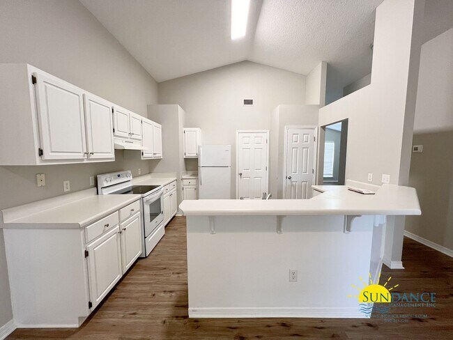 Foto del edificio - Stunning 3-Bedroom Home in Desirable Neigh...