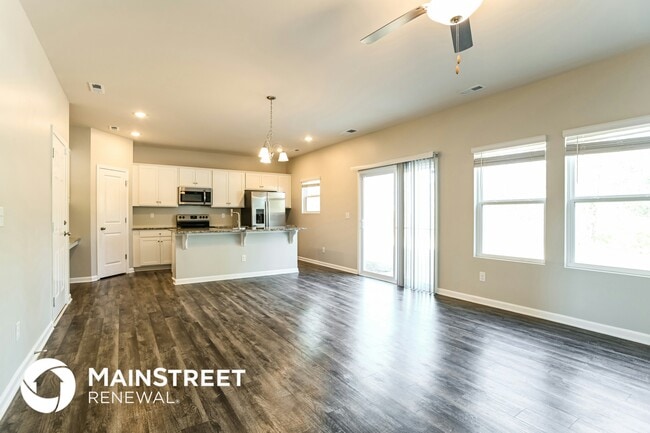 Building Photo - 12014 Old Dulin Farms Way