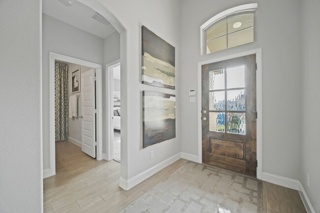 Building Photo - 4-BEDROOM MODEL HOME IN GRUENEFIELD