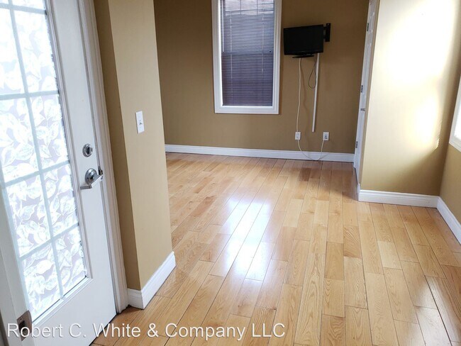 Foto del edificio - 2 br, 1 bath House - 295 Ridge Road Unit 4