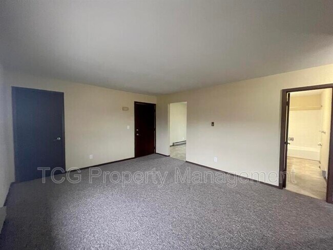 Foto del edificio - 423 Windsor Dr