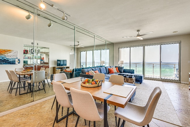 Foto del edificio - 1080 US-98