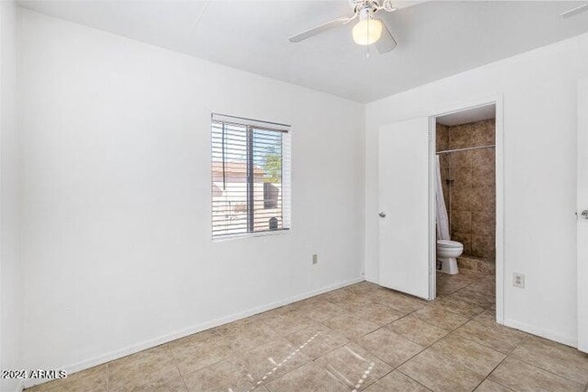 Foto del edificio - 412 W 9th St