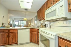 Building Photo - 600 Neapolitan Way