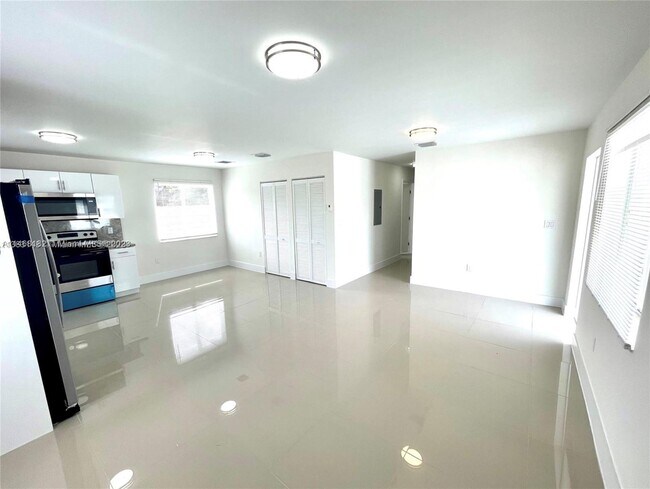 Foto del edificio - 1768 NW 68th Terrace