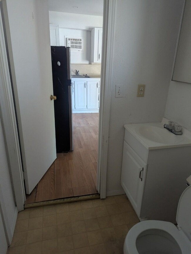 Building Photo - Arrowhead