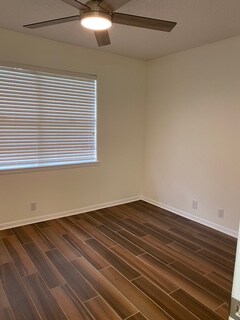 Foto del edificio - 228 E Greenfield Dr