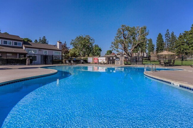 Plum Tree Apartments Claremont, CA