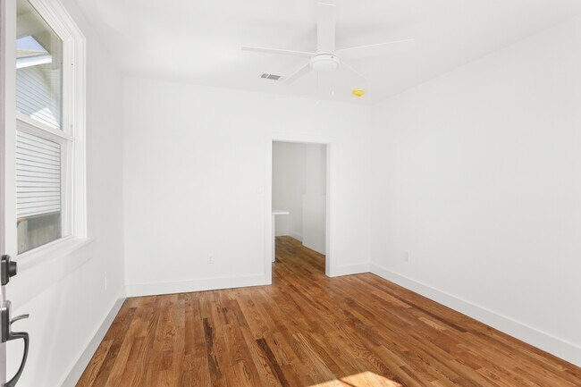 Foto del edificio - 8707 Green St