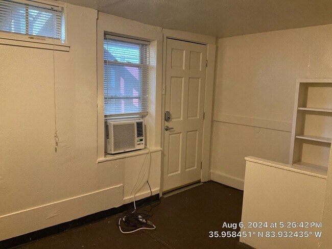 Photo - 1628 Clinch Ave Apartment