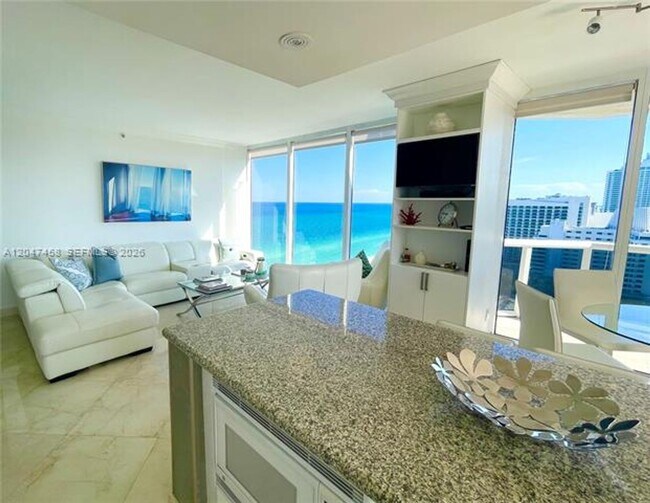 Foto del edificio - 4775 Collins Ave