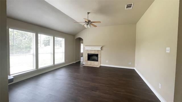 Building Photo - 206 Meadowside Dr