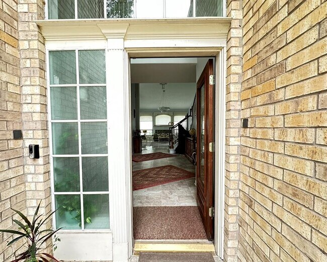 Foto del edificio - 23707 Hackberry Dr