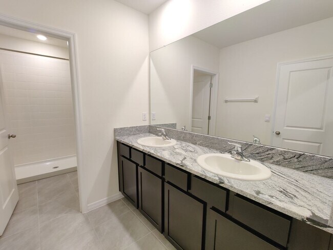 Foto del edificio - 32223 Turtle Grace Lp