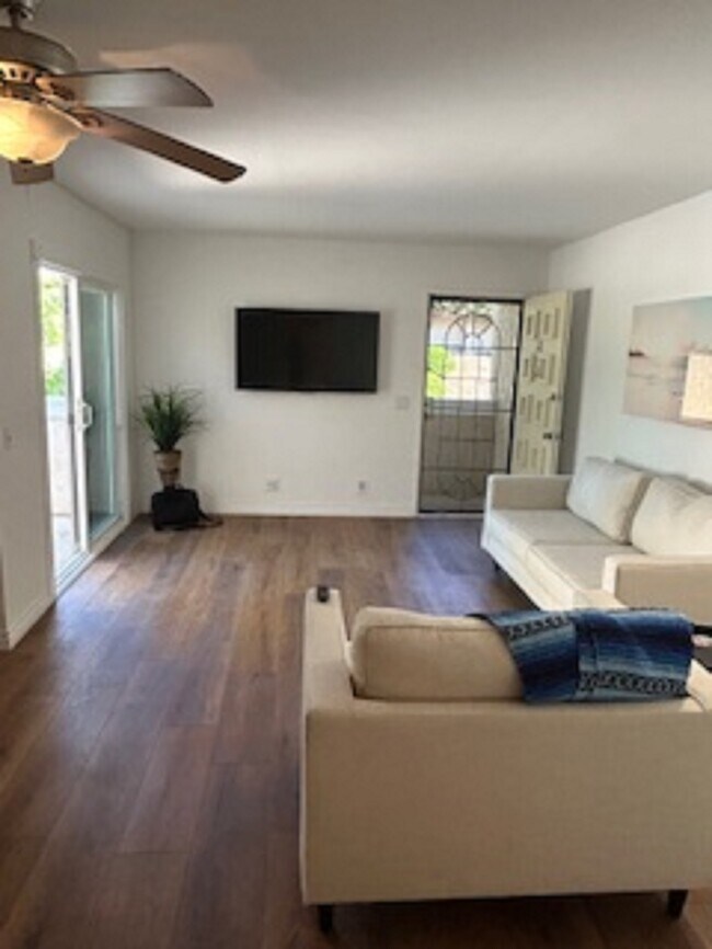 Foto del edificio - 2905 Deacon St