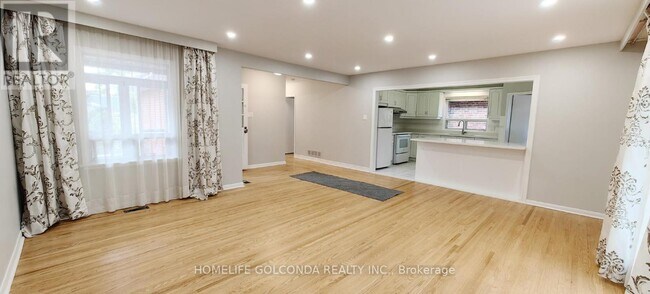 Building Photo - 23 Wigmore Dr