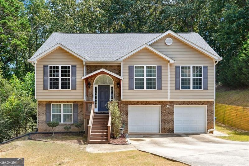 Primary Photo - 3941 Pine Gorge Ct NE