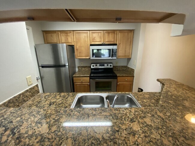 Foto del edificio - 1 bedroom 1 bath washer and dryer include