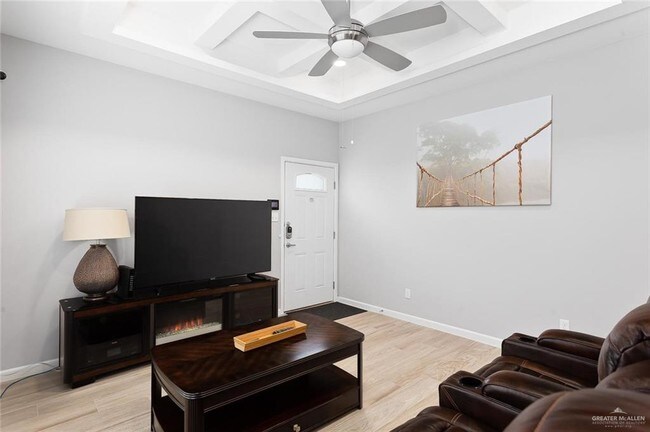 Building Photo - 401 Peabody Ave