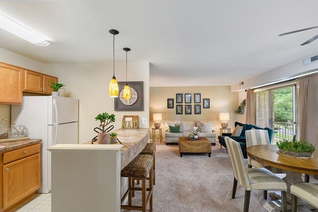 Interior Photo - Stream Side Apartments
