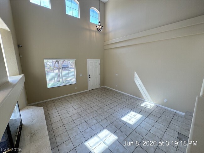 Building Photo - 10876 Fishers Island St