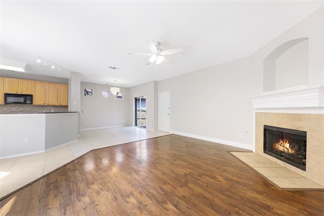 Foto del edificio - 5420 Waterwood Ct