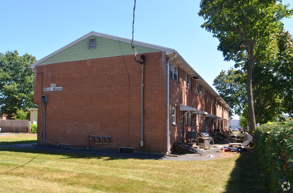 Building Exterior - SBM 143 LLC