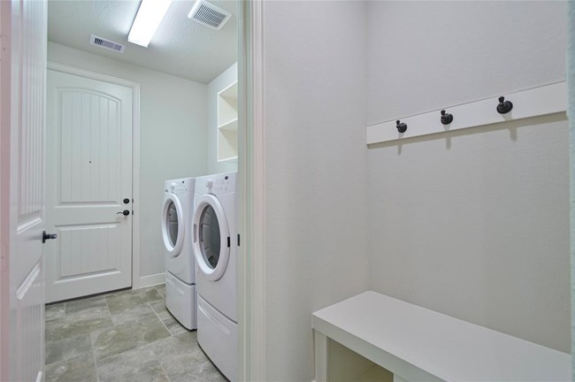 Foto del edificio - 20250 Aspenwilde Dr