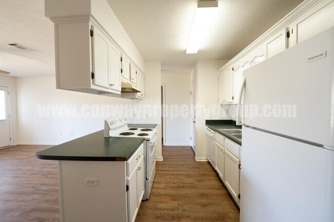 Foto del edificio - 1275 Joyner Dr