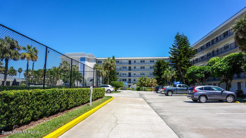 Foto principal - 1700 N Atlantic Ave